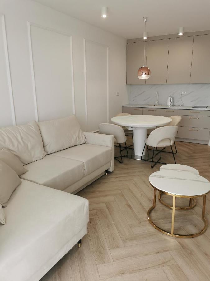 Westin House Resort Apartementy Premium โควอบเซก ภายนอก รูปภาพ